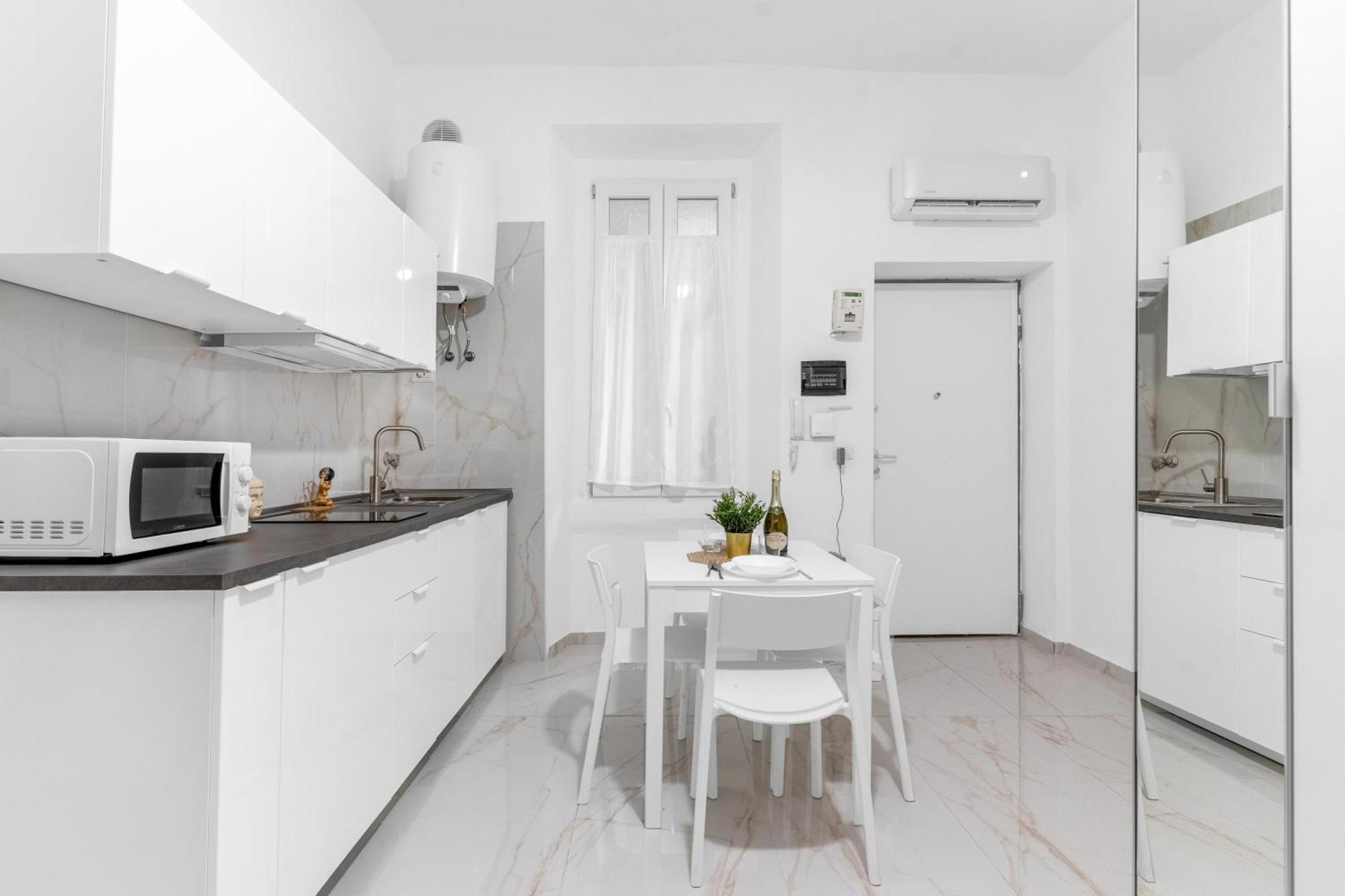 Arq16 - Duomo-loreto - - Modern Appartement *